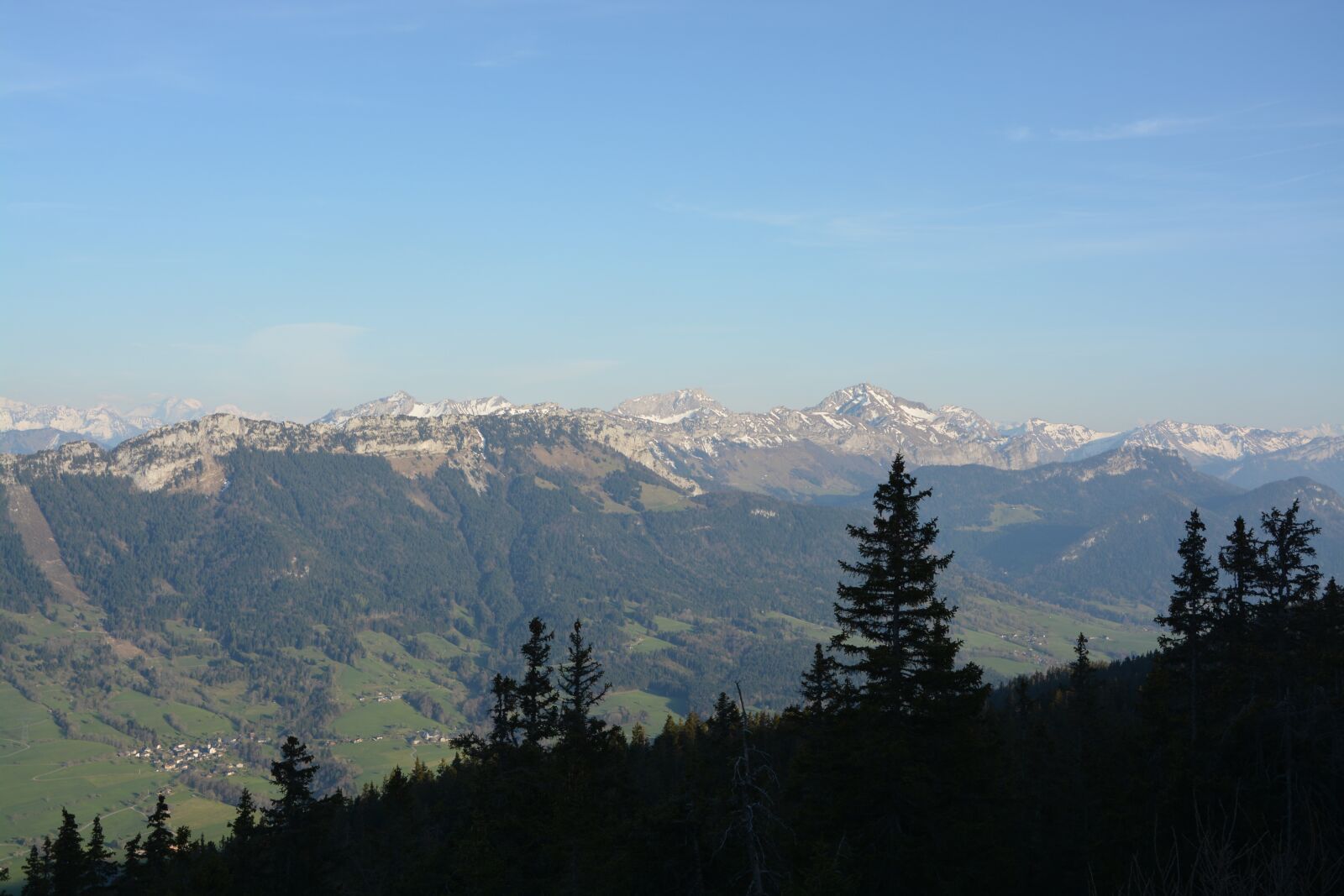 Nikon D5200 sample photo. Mountain scenery, picture, hazy photography