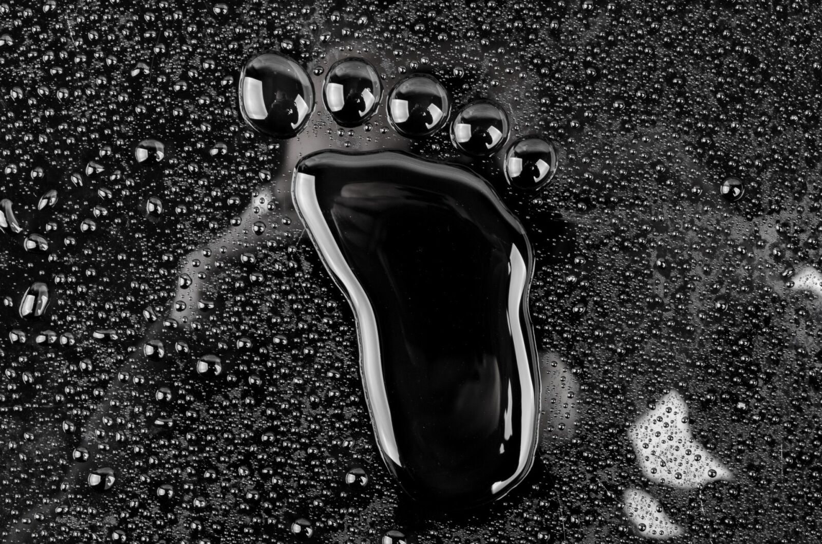Nikon D5100 sample photo. Abstract, bath, black, clear photography