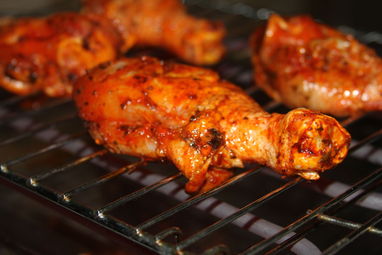 Canon EOS 7D sample photo. Thigh, chicken, marinade photography
