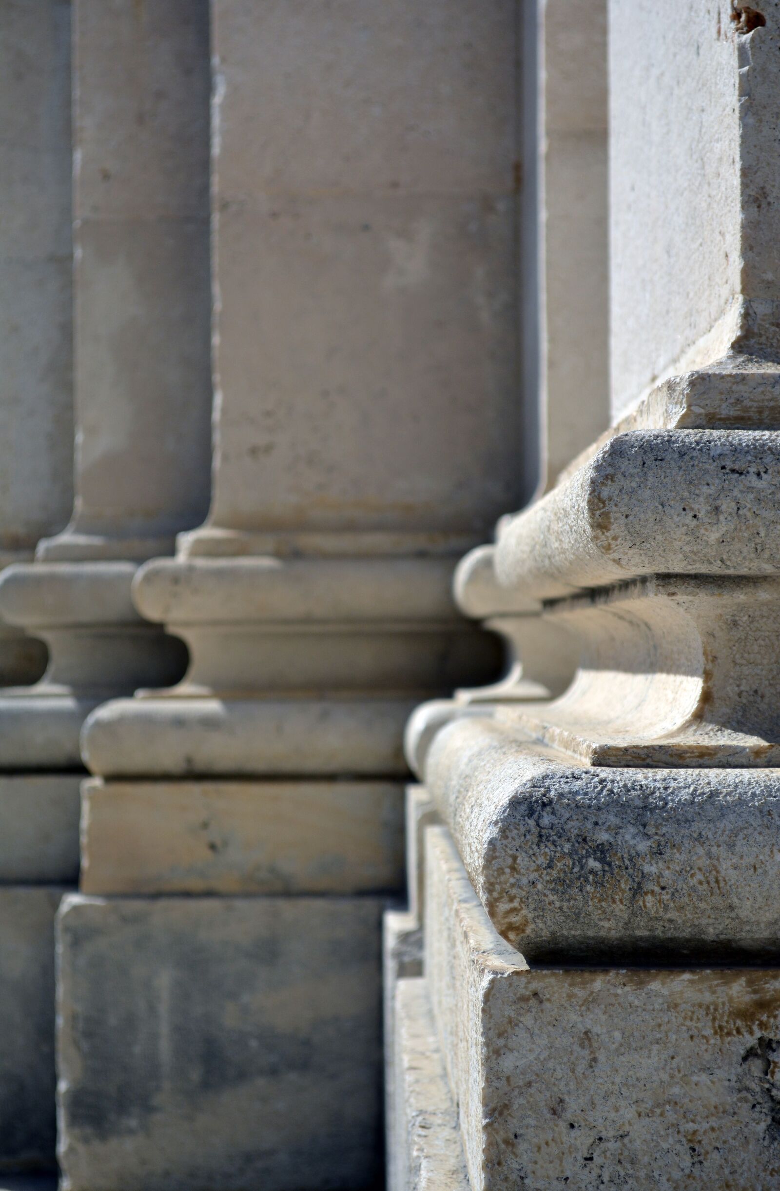 Nikon D5200 sample photo. Stone walls, pier, columns photography