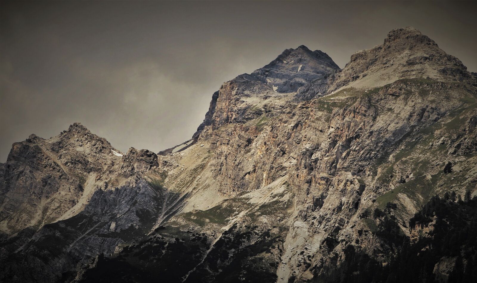 Canon EOS 80D sample photo. Twilight, rocks, mountains photography