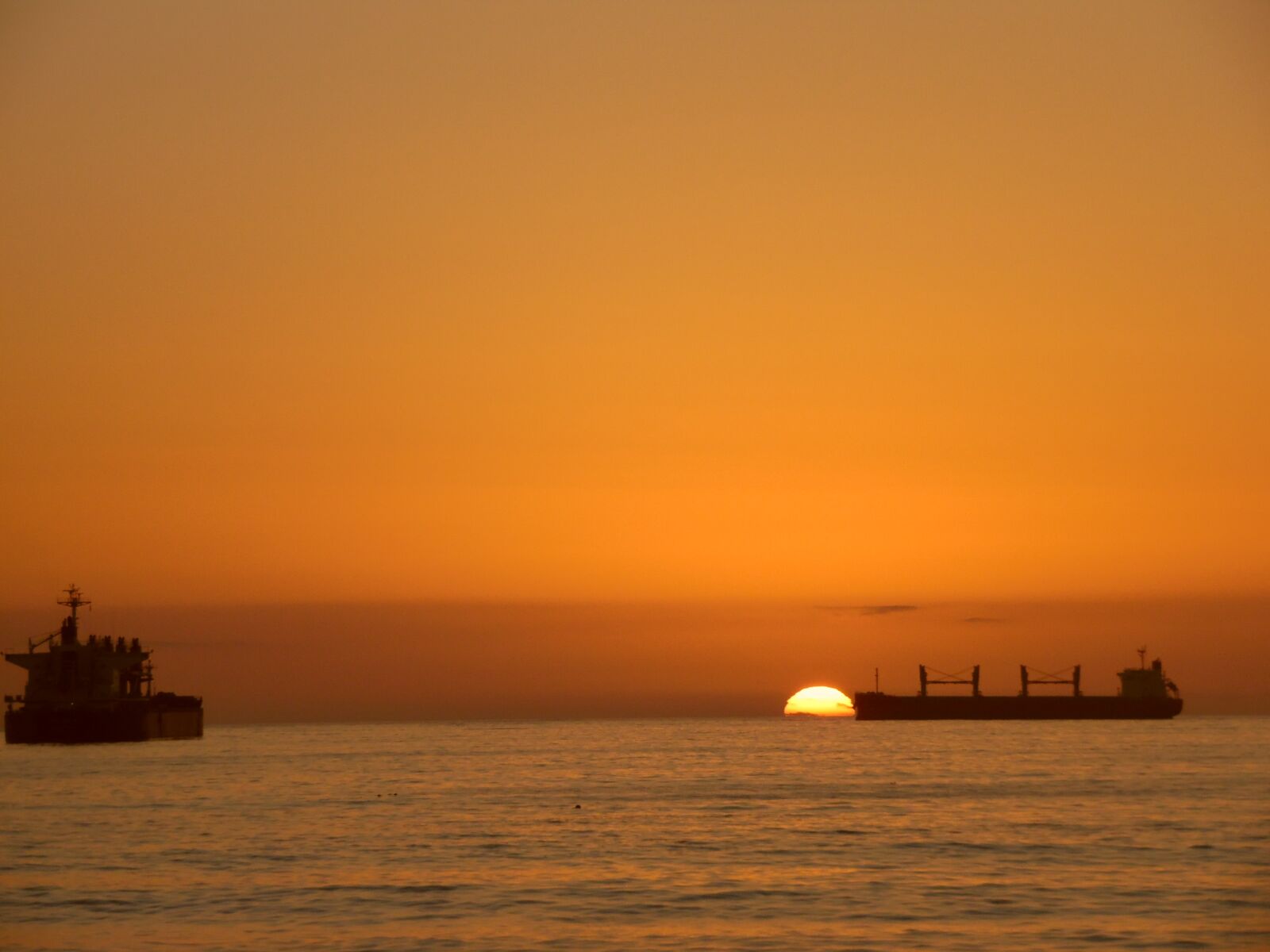 Samsung WB1100F/WB1101F/WB1102F sample photo. Vacation, sunset, rest photography
