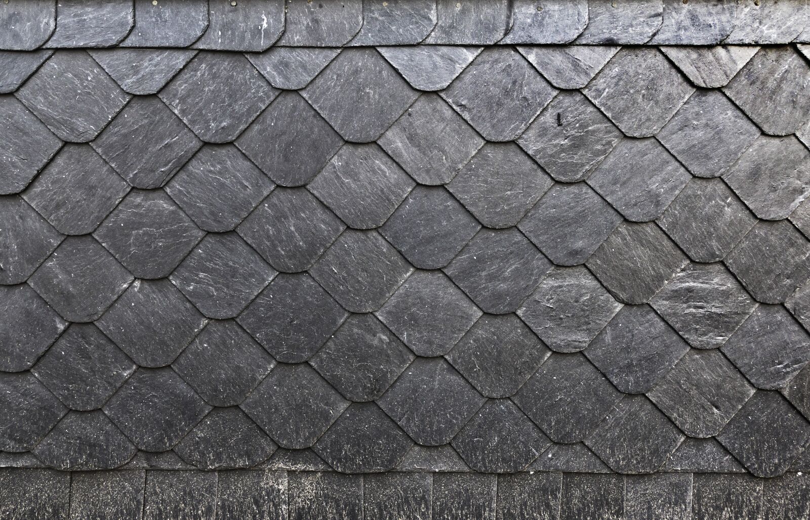 Panasonic Lumix DMC-FZ1000 sample photo. Shingle, facade, slate photography