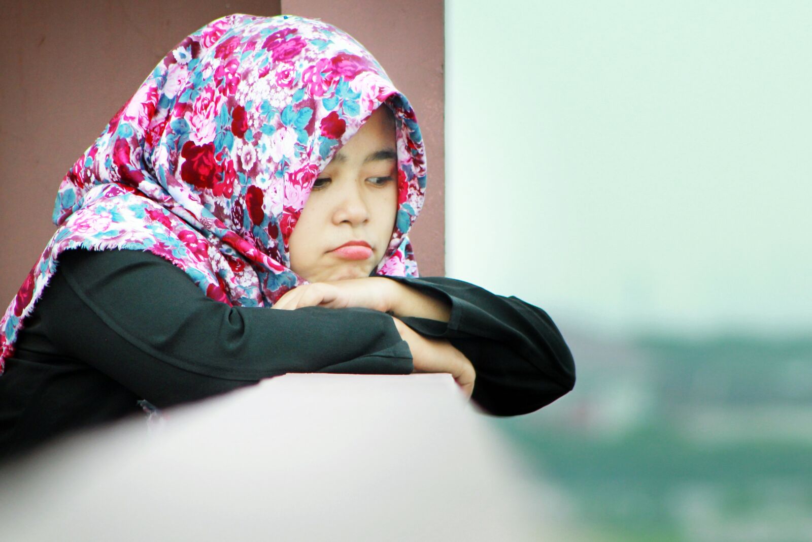 Canon EOS 550D (EOS Rebel T2i / EOS Kiss X4) sample photo. Hijab, female, indonesia photography