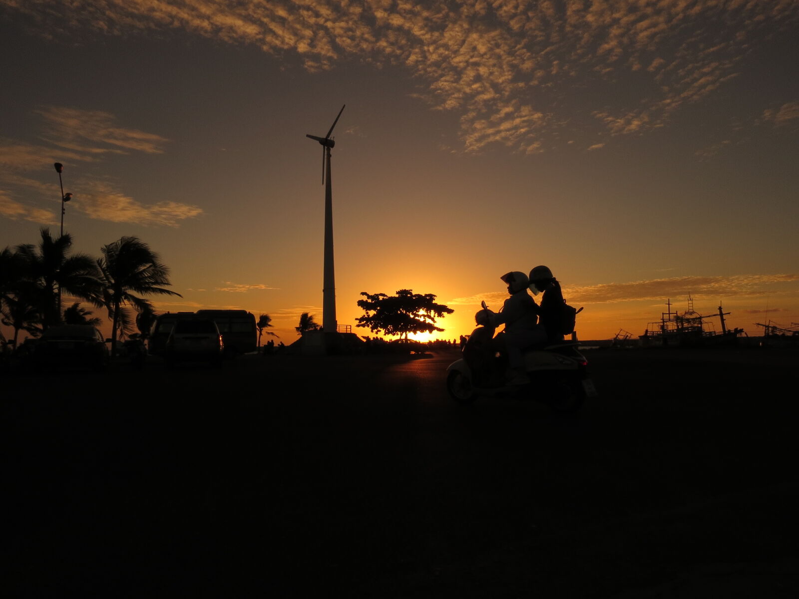 Canon PowerShot SX50 HS sample photo. Sunset photography