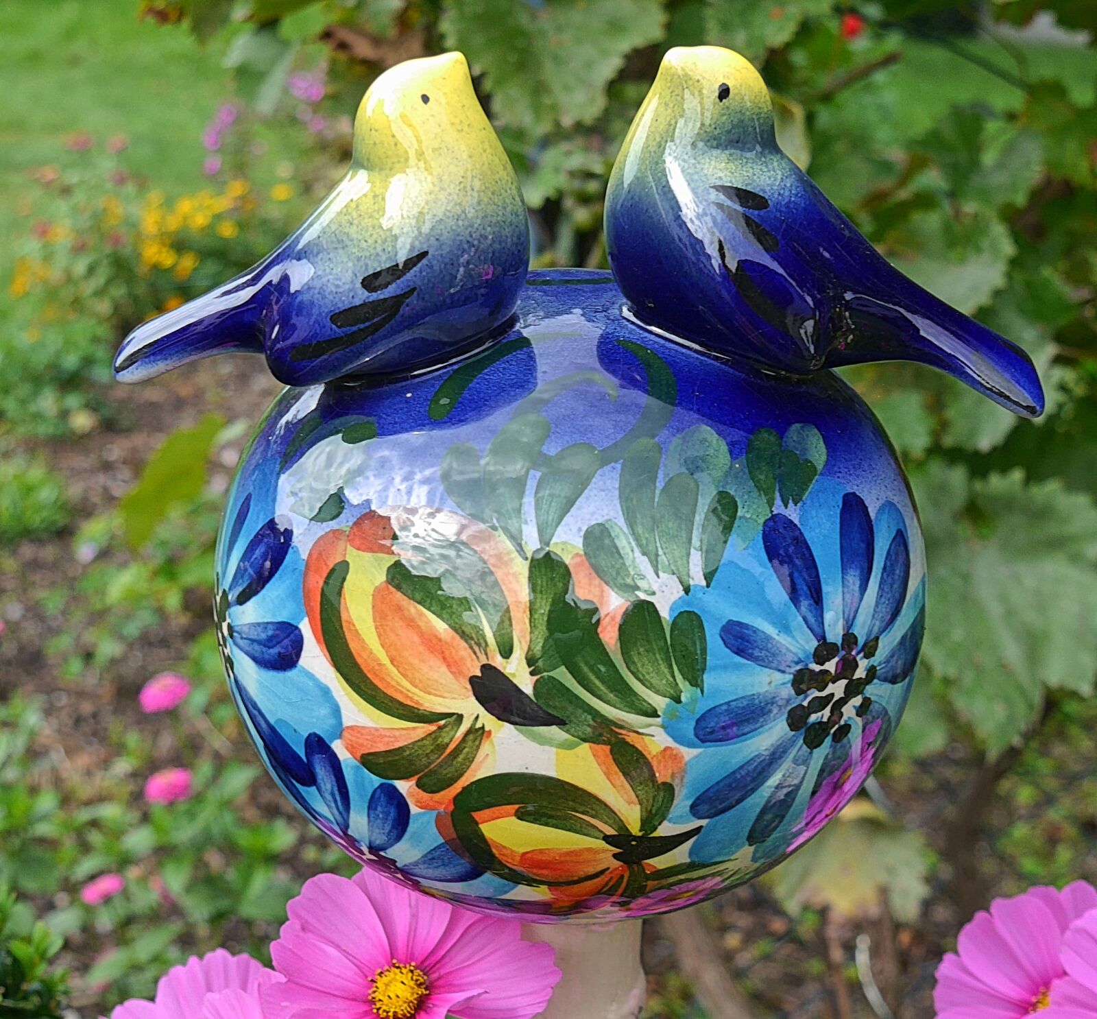 Panasonic Lumix DMC-G6 sample photo. Garden globe, solid ball photography