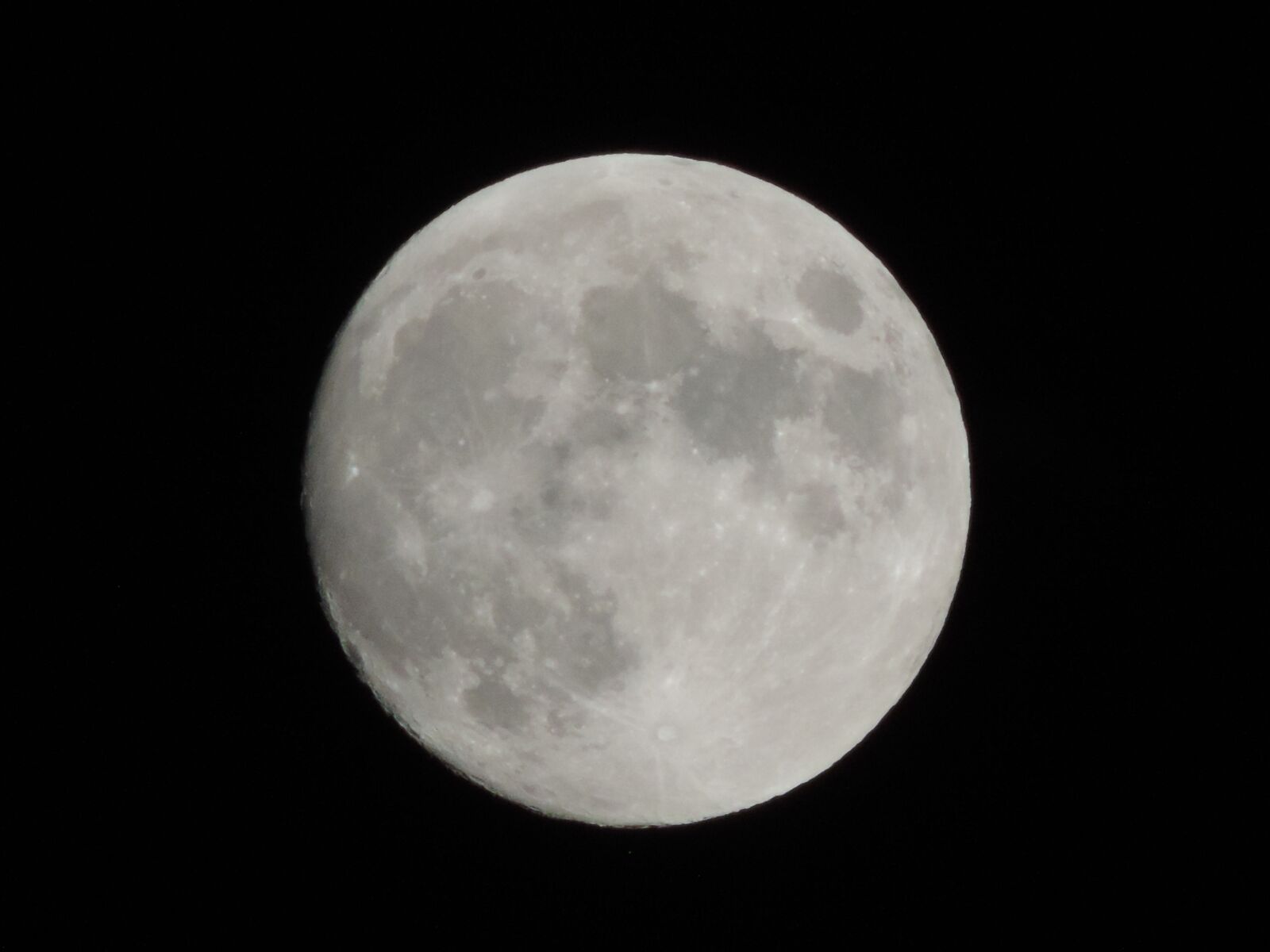 Nikon Coolpix P520 sample photo. Moon, shadow, moonlight photography