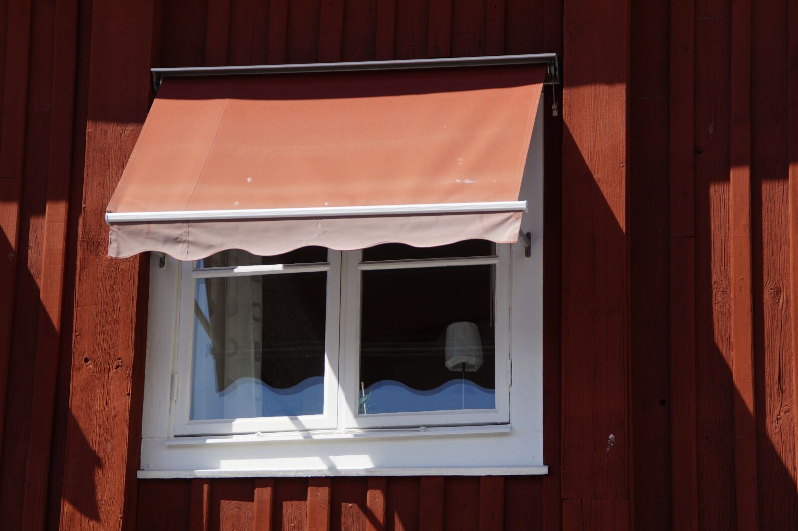 Sony SLT-A58 sample photo. Sweden, window, awning photography