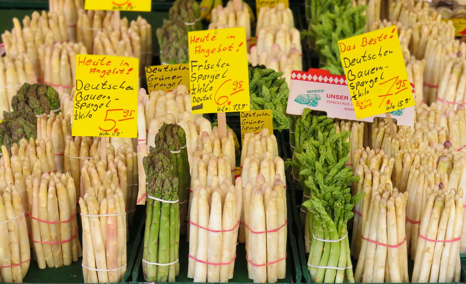 Canon PowerShot SX710 HS sample photo. Eat, food, asparagus photography