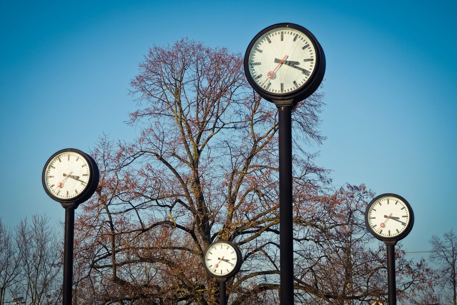 Olympus OM-D E-M10 sample photo. Watches, art, time photography