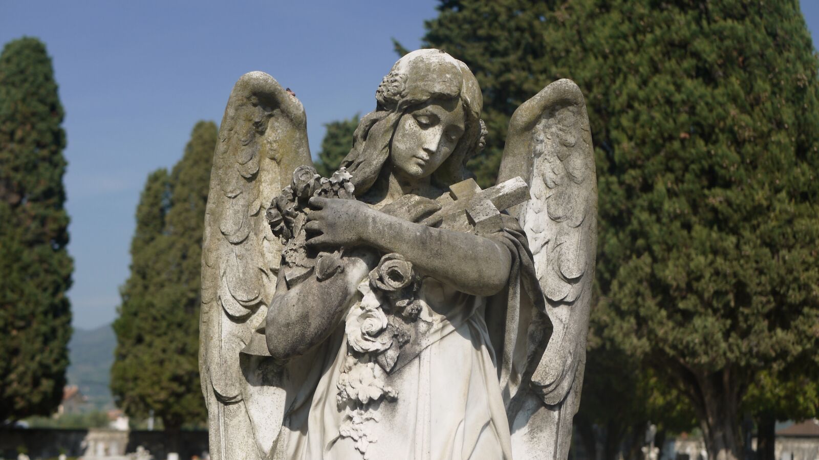 Panasonic Lumix DMC-G2 sample photo. Statue, angel, cemetery photography