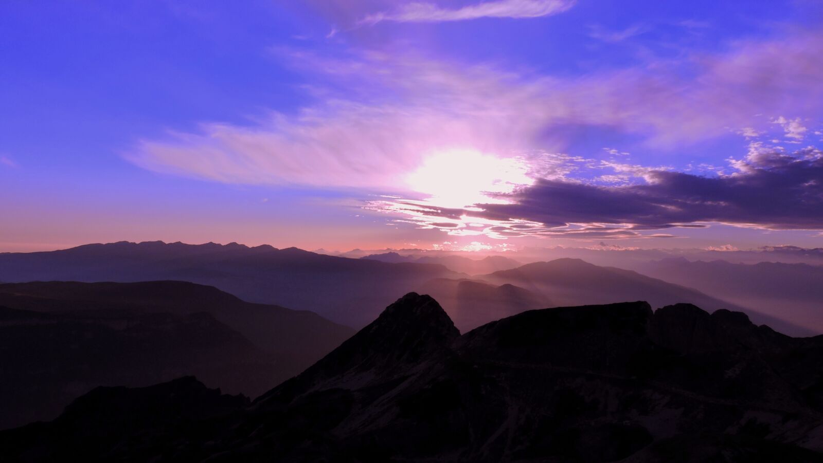 Nikon Coolpix P600 sample photo. Sunset, mountain, carega photography