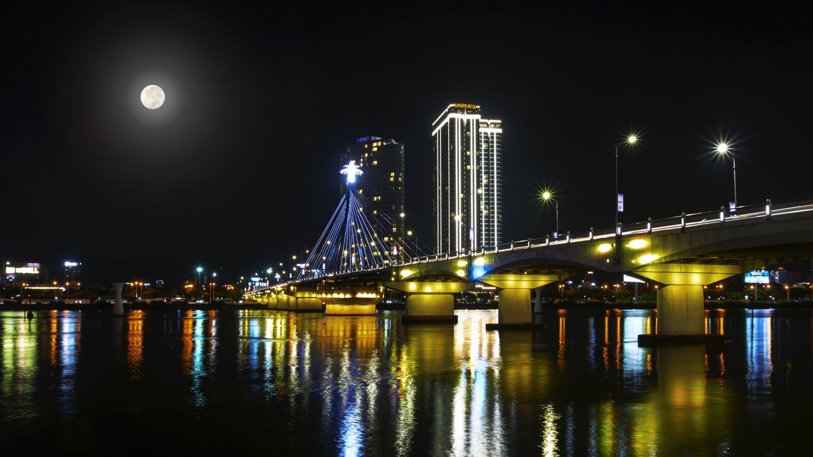 Tamron SP AF 17-50mm F2.8 XR Di II LD Aspherical (IF) sample photo. River, water, vietnam photography