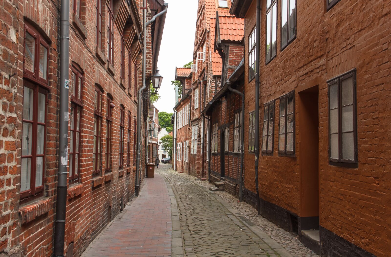 Canon EOS 550D (EOS Rebel T2i / EOS Kiss X4) sample photo. L neburg, historic center photography