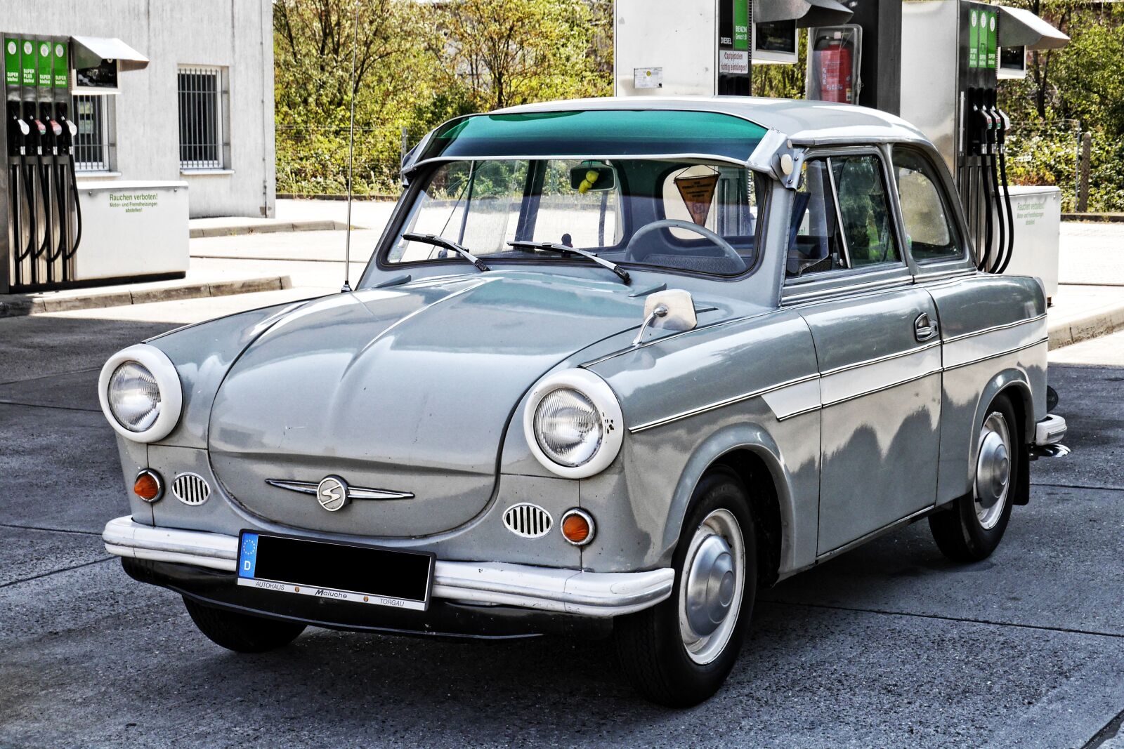 Panasonic Lumix DMC-G6 sample photo. Oldtimer, ddr, satellite photography