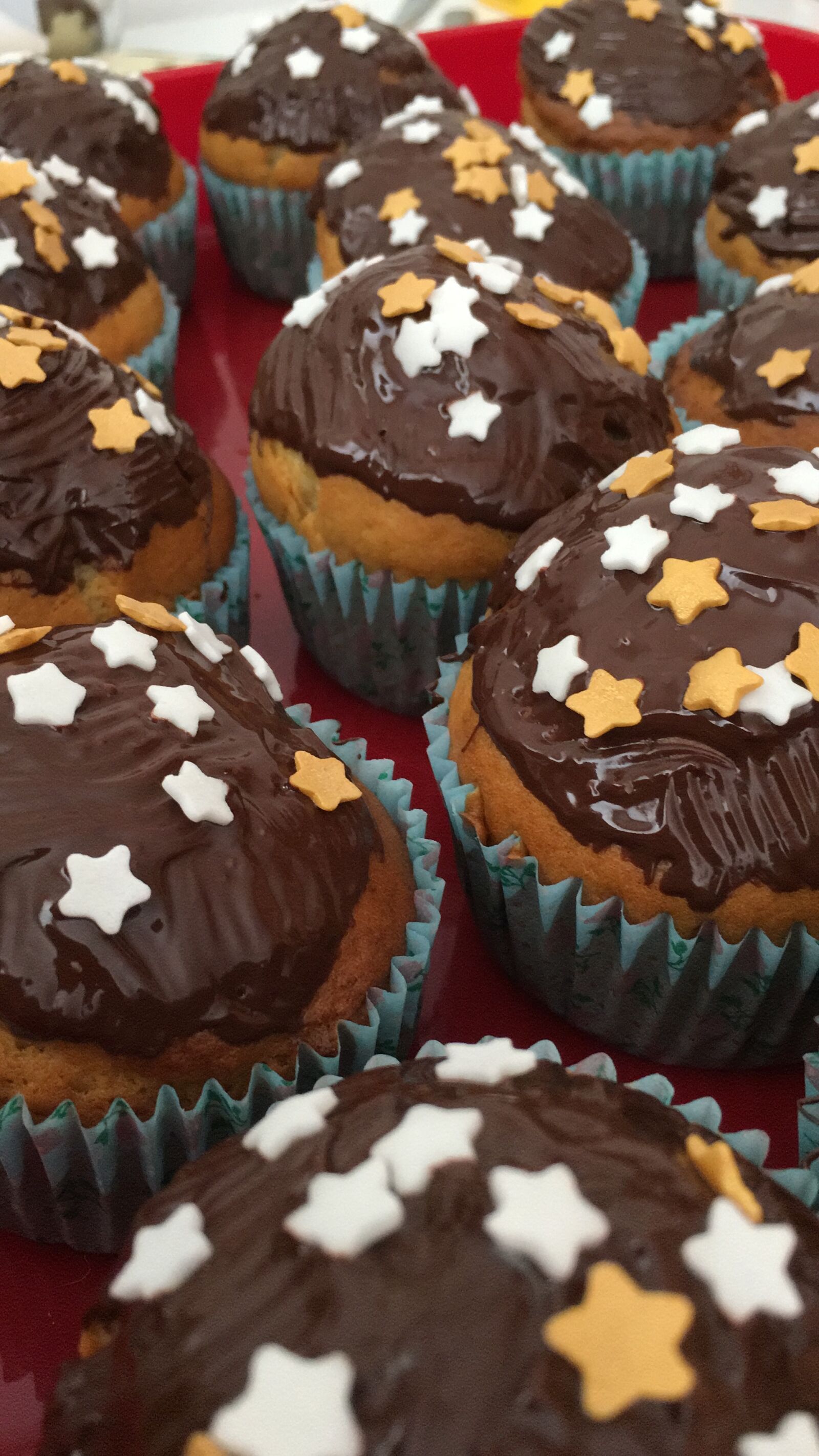 Apple iPhone 6s sample photo. Muffins, bake, star photography