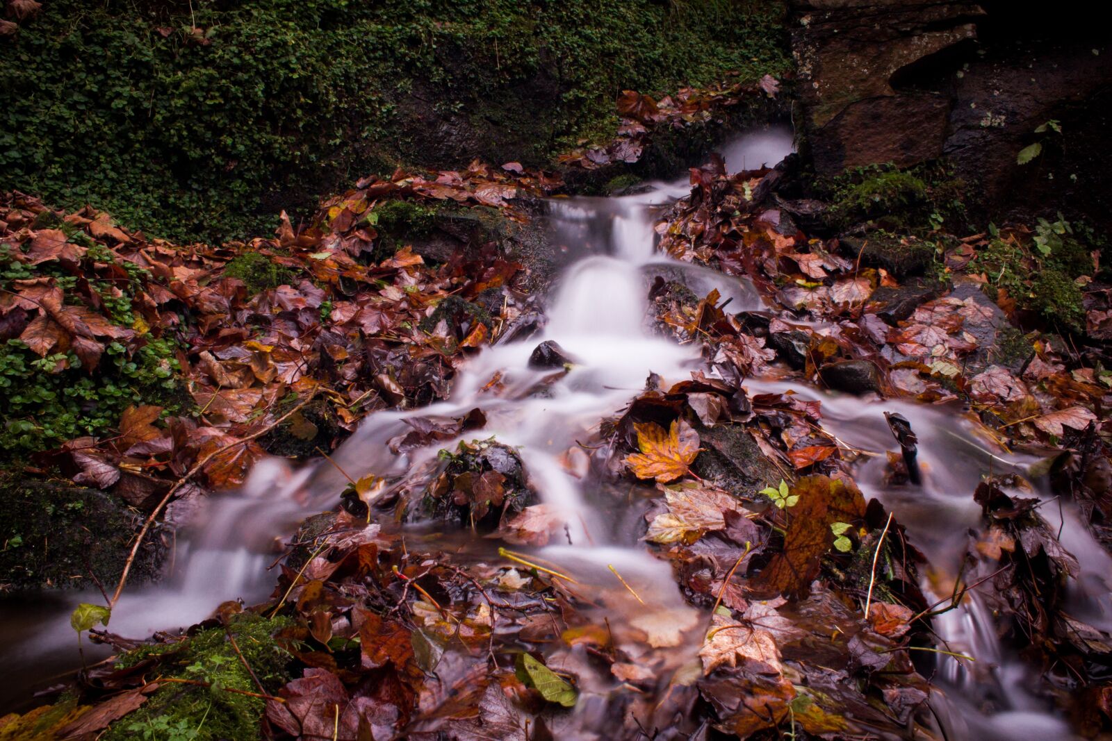 Canon EF-S 18-55mm F3.5-5.6 IS sample photo. Waterfall, long exposure, water photography