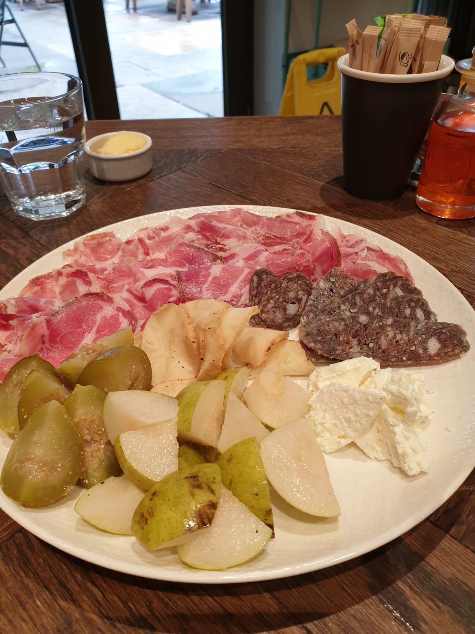 Samsung Galaxy Note9 sample photo. Charcuterie, smallgoods, salami photography