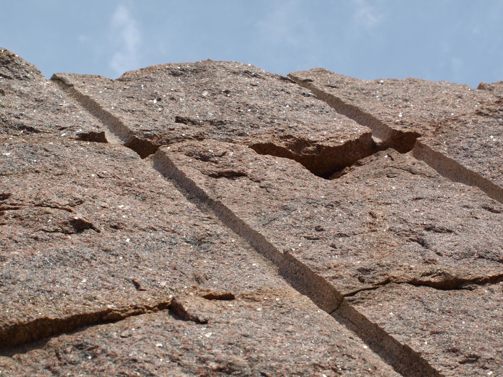 Olympus E-420 (EVOLT E-420) sample photo. Mountain, stone, nature photography
