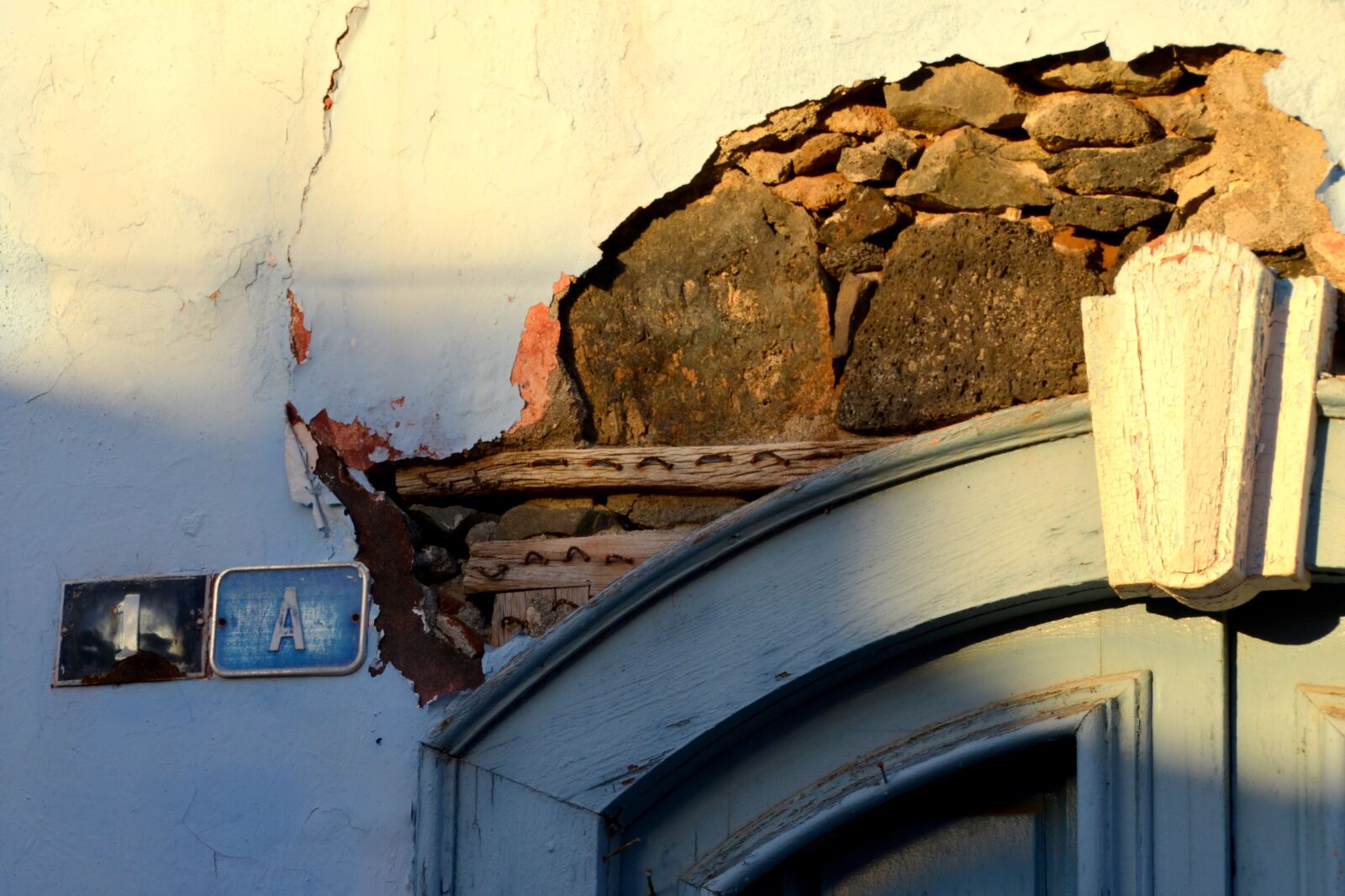 Nikon D5100 sample photo. Old, house, dilapidated photography