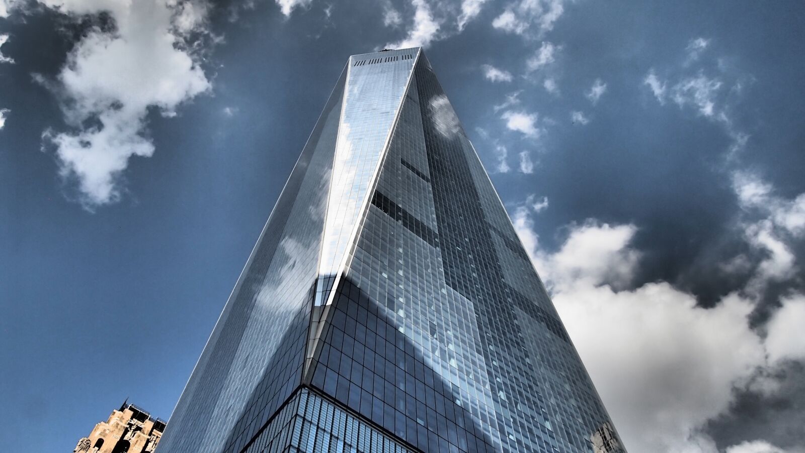 Olympus PEN E-PL3 sample photo. One world trade center photography