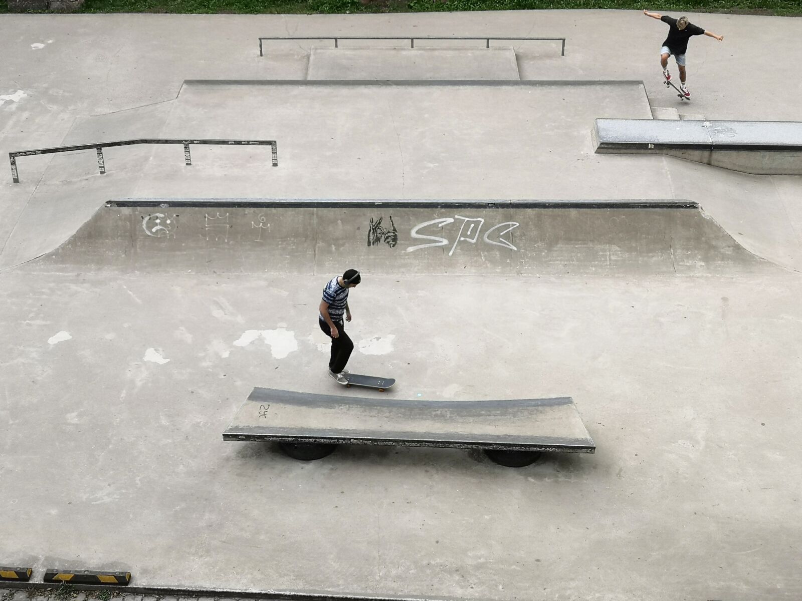 HUAWEI CLT-L29 sample photo. Skater, skate park, boy photography
