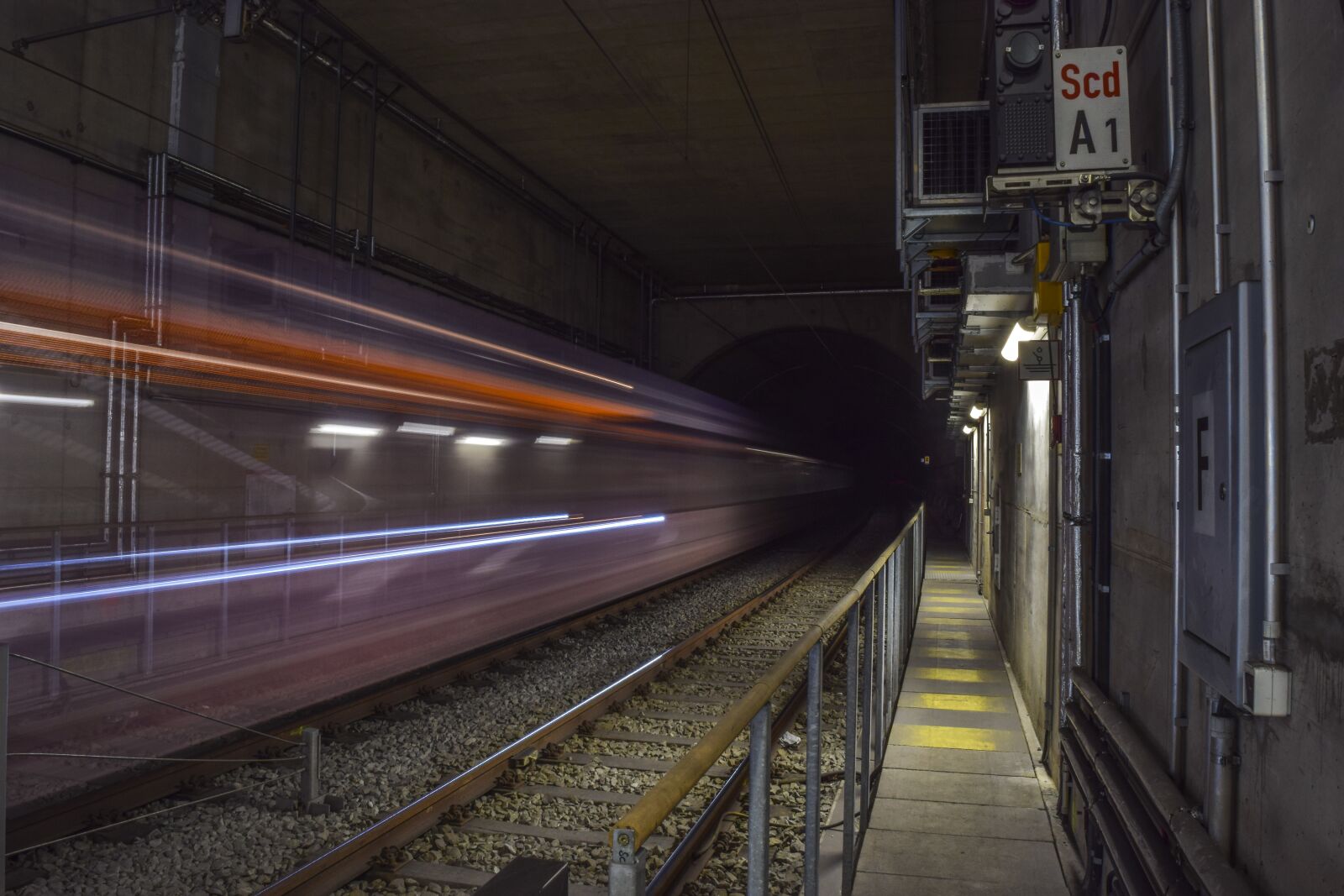 Nikon D3300 sample photo. Tunnel, metro, subway photography