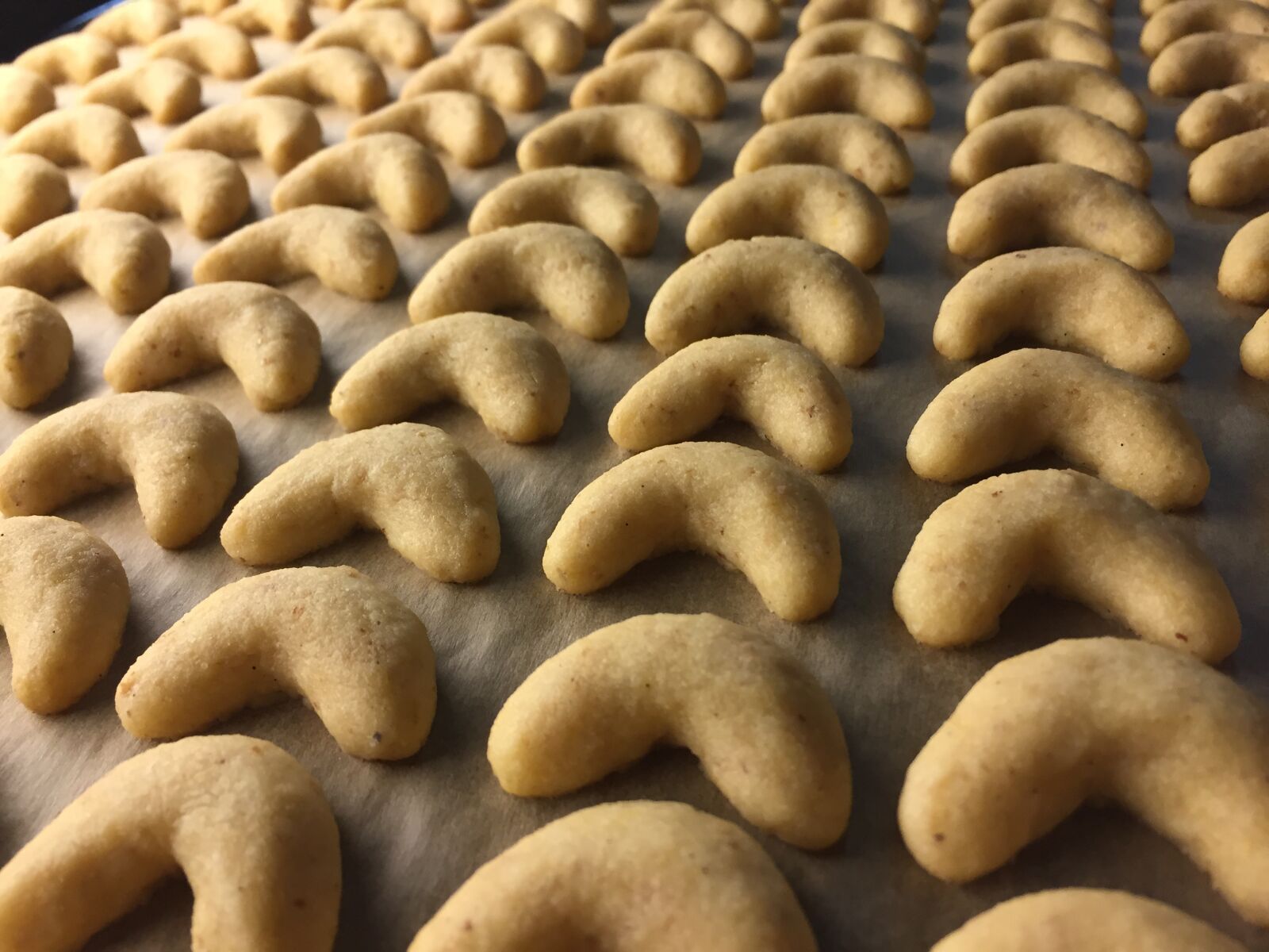 Apple iPhone 6 sample photo. Christmas, sweets, baking photography