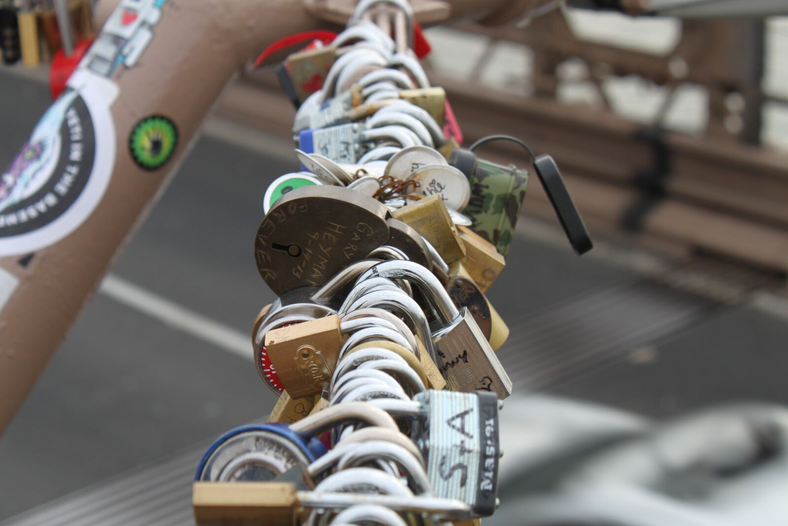 Canon EOS 500D (EOS Rebel T1i / EOS Kiss X3) sample photo. Castles, brooklyn bridge, art photography