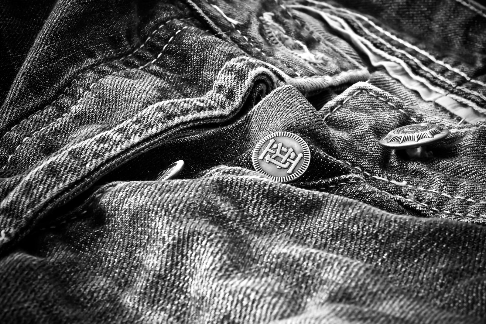 Olympus OM-D E-M10 sample photo. Jeans, clothing, pants photography