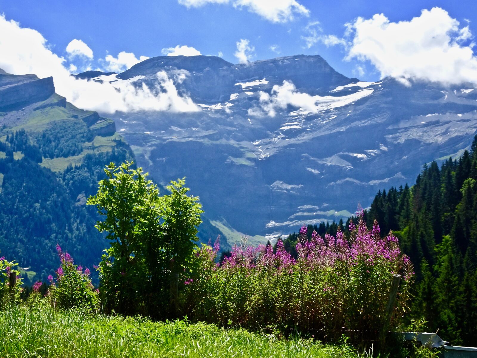 Sony Cyber-shot DSC-HX90V sample photo. View, mountain, nature photography