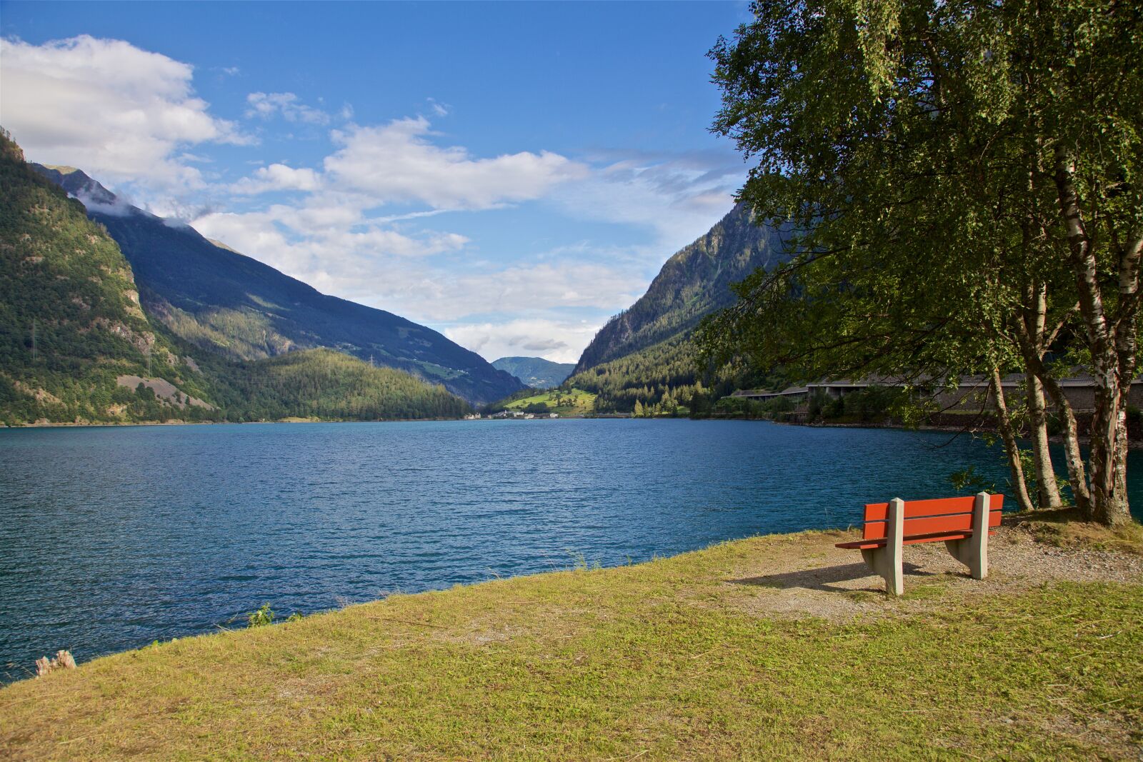 Canon EOS 5D Mark II sample photo. Lake, mountains, nature photography