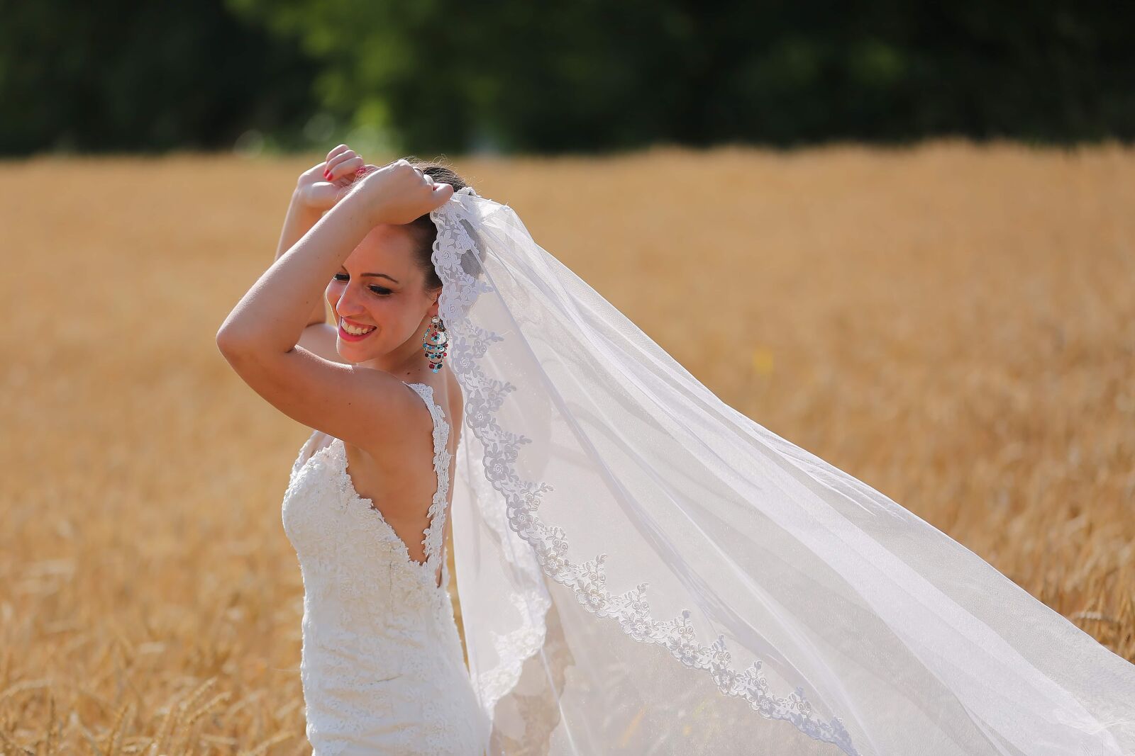 Canon EOS 5D Mark III sample photo. Wind, wedding dress, happiness photography