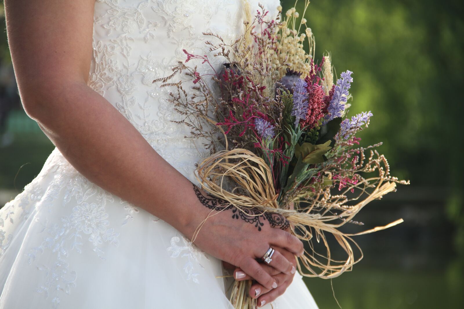 Canon EOS 7D sample photo. Bridal, flower, bouquet photography