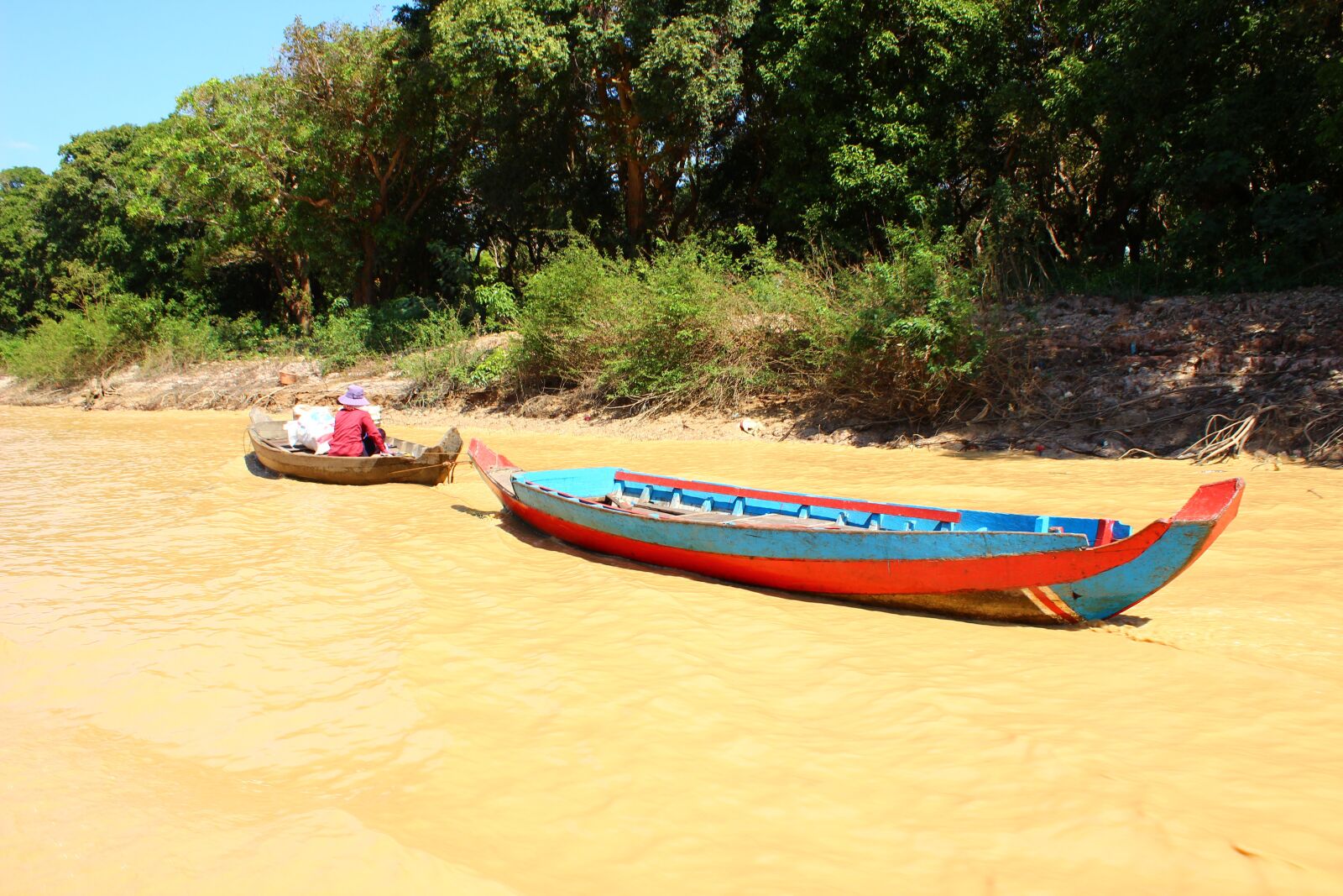 Canon EOS 600D (Rebel EOS T3i / EOS Kiss X5) sample photo. Boat, river, khmer photography