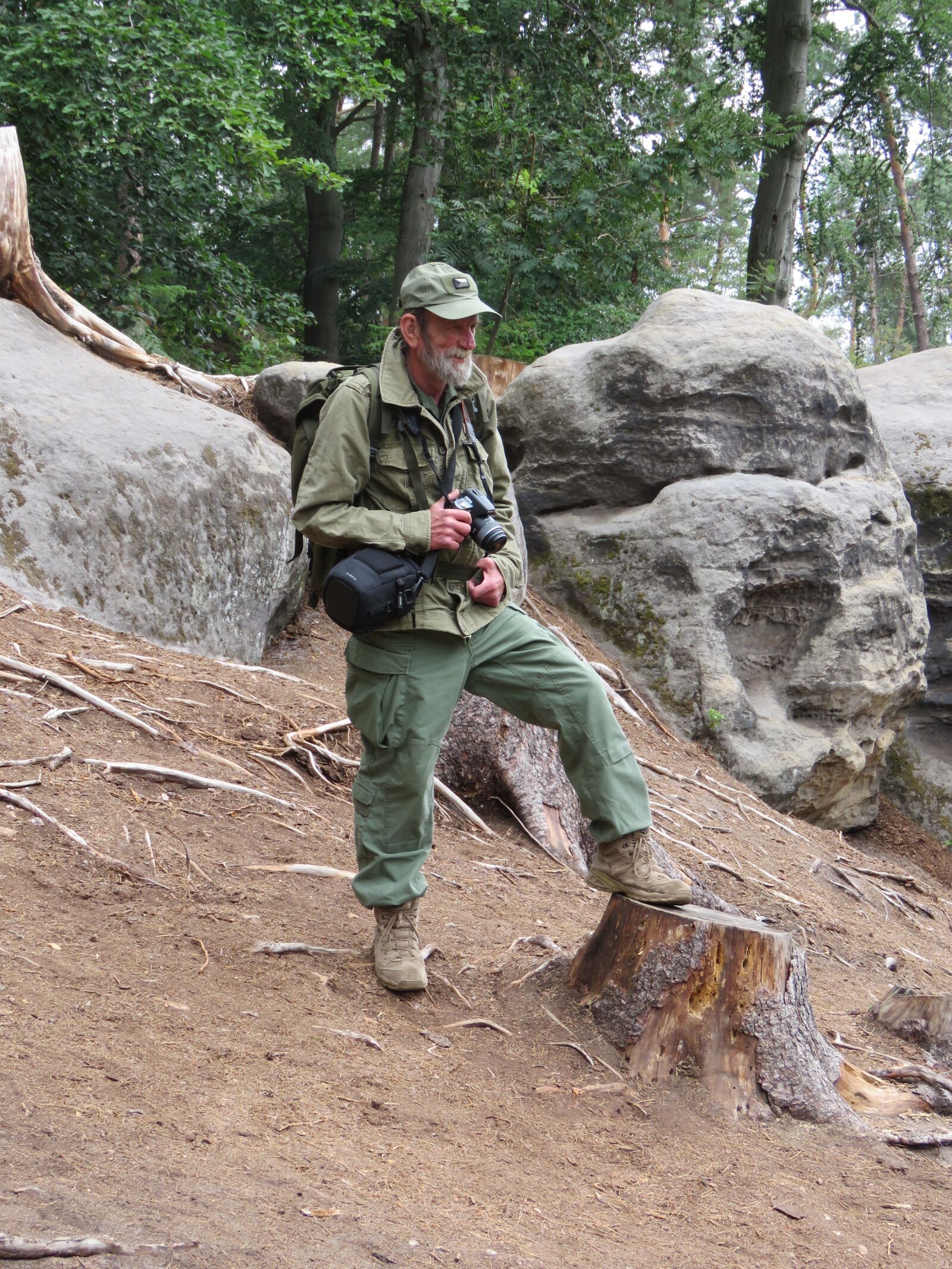 Canon PowerShot SX60 HS sample photo. Forest keeper, strider, walking photography