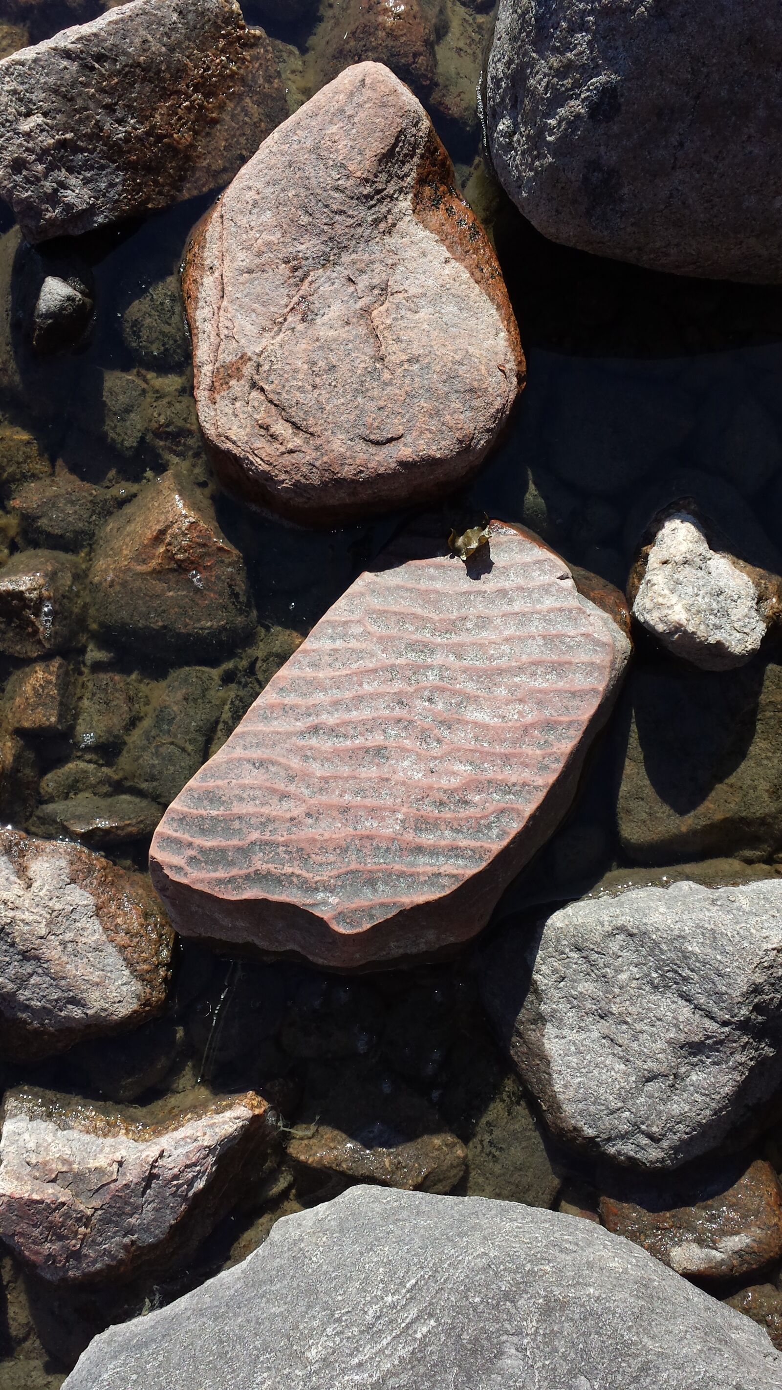 Samsung Galaxy S4 sample photo. Sea, water, stone photography