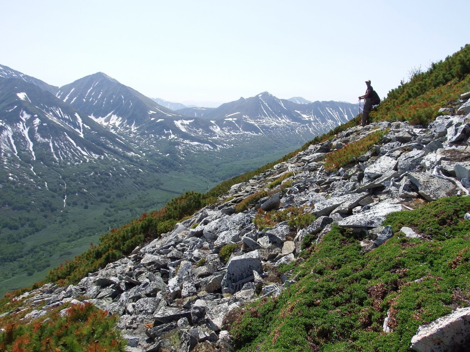 Fujifilm FinePix S1 sample photo. Mountains, ridge, climbing photography