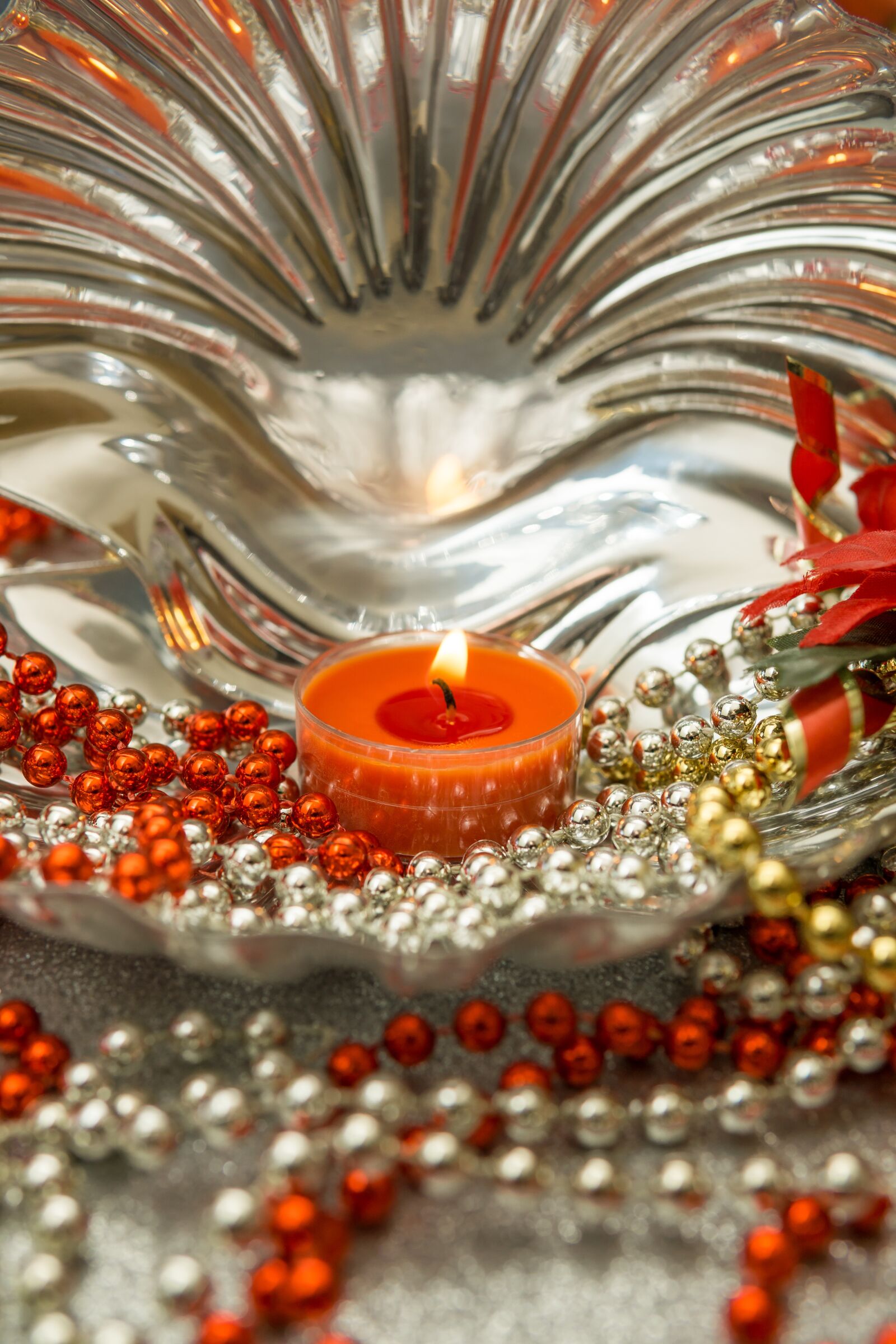 30mm F1.4 DC DN | Contemporary 016 sample photo. Deco, decoration, pearl necklaces photography