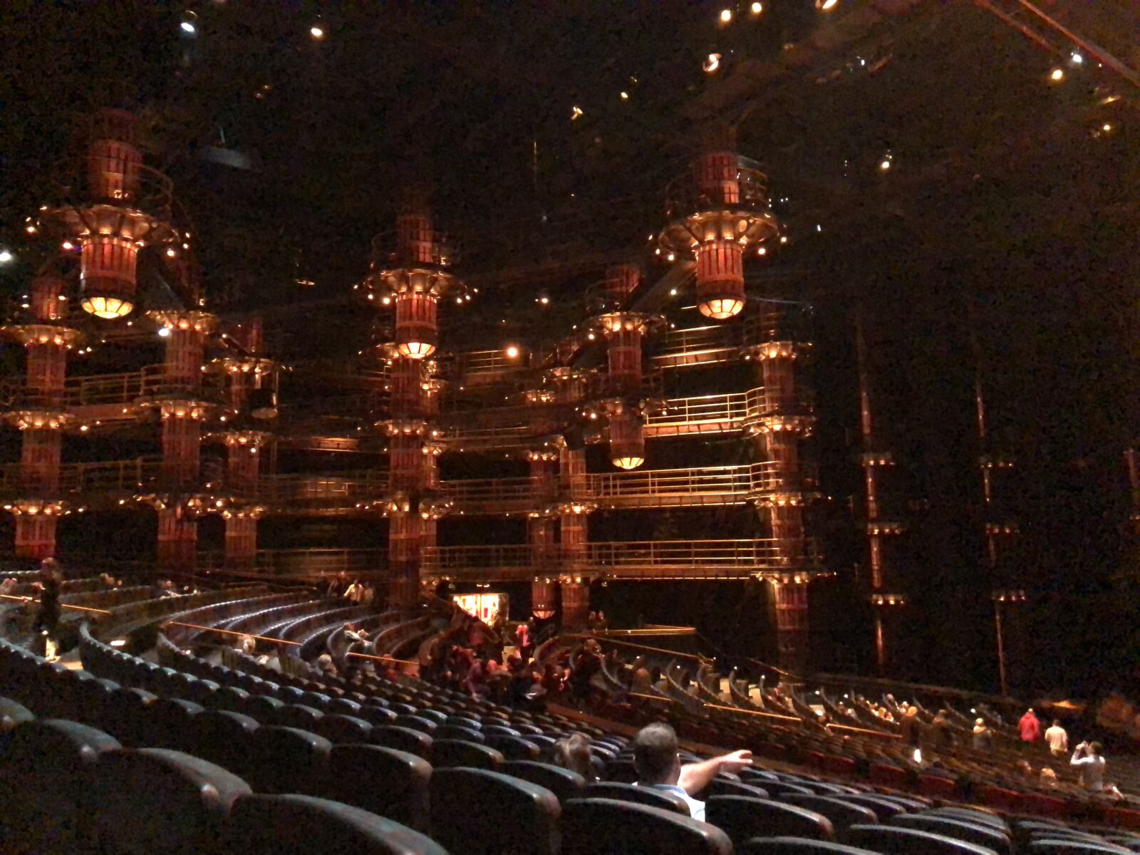 iPhone X back dual camera 4mm f/1.8 sample photo. Cirque sure soloeil, ka photography