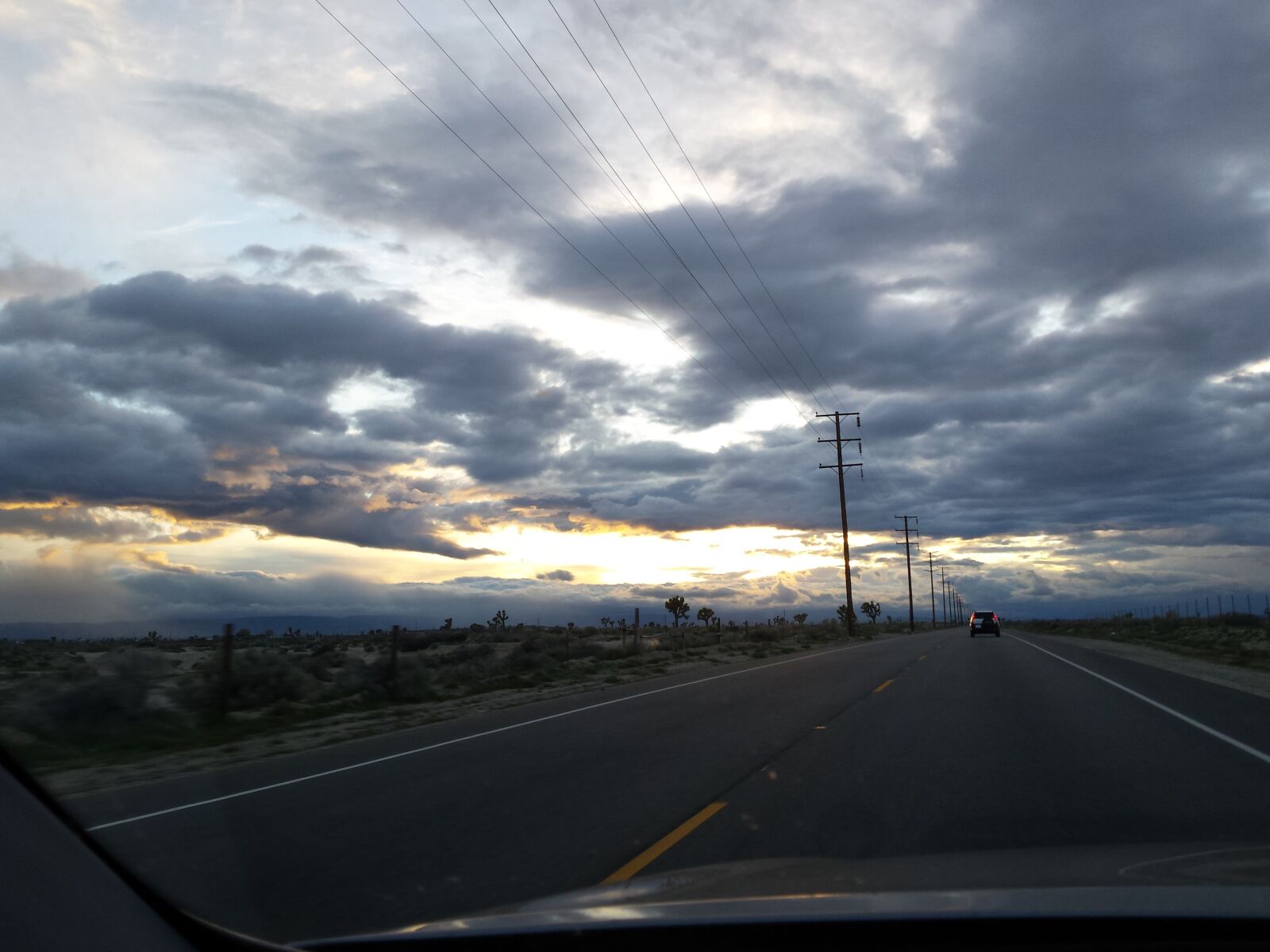 Samsung Galaxy S4 sample photo. Clouds, scenery, desert photography