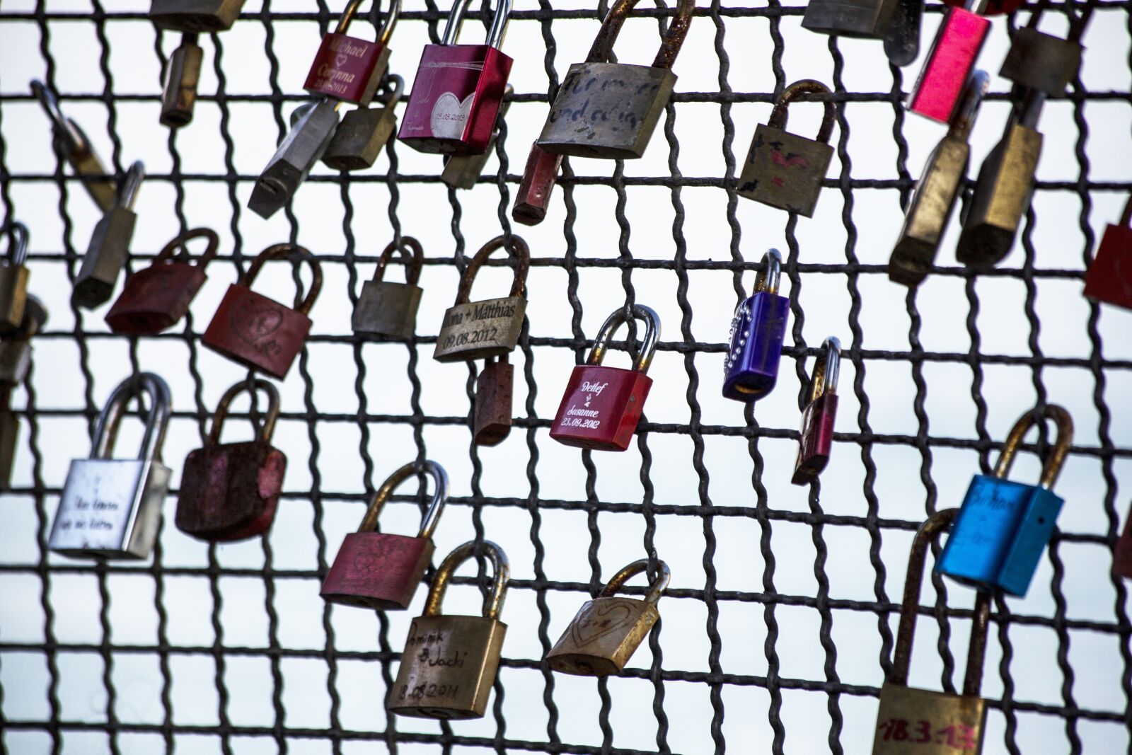 Canon EF 70-300mm F4-5.6 IS USM sample photo. Love, love locks, padlock photography
