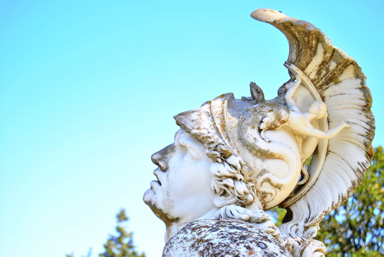 Nikon D3000 sample photo. Achil, sculpture, greece photography