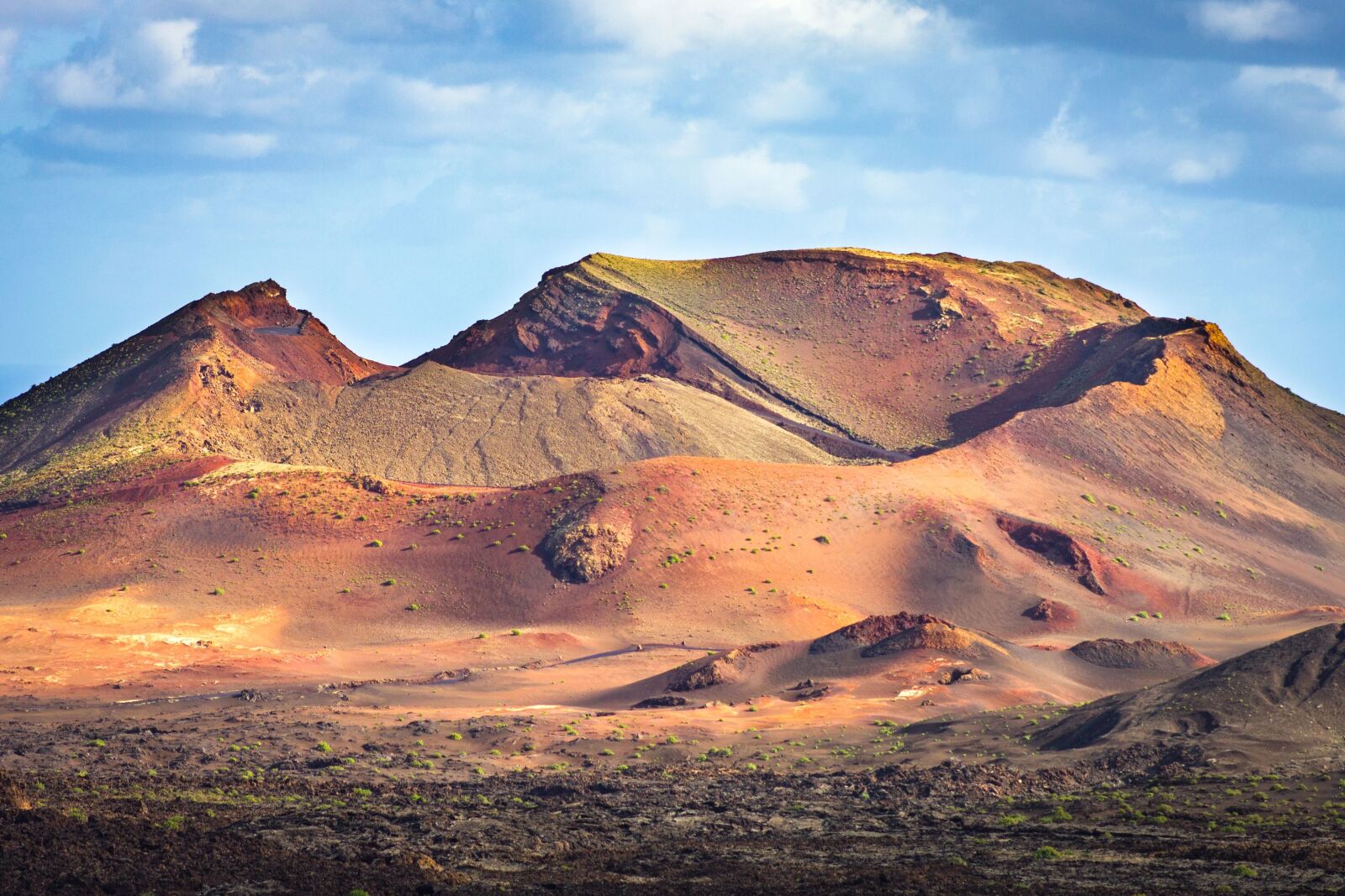 Canon EF 75-300mm f/4-5.6 sample photo. Rocks, sand, geology, hill photography