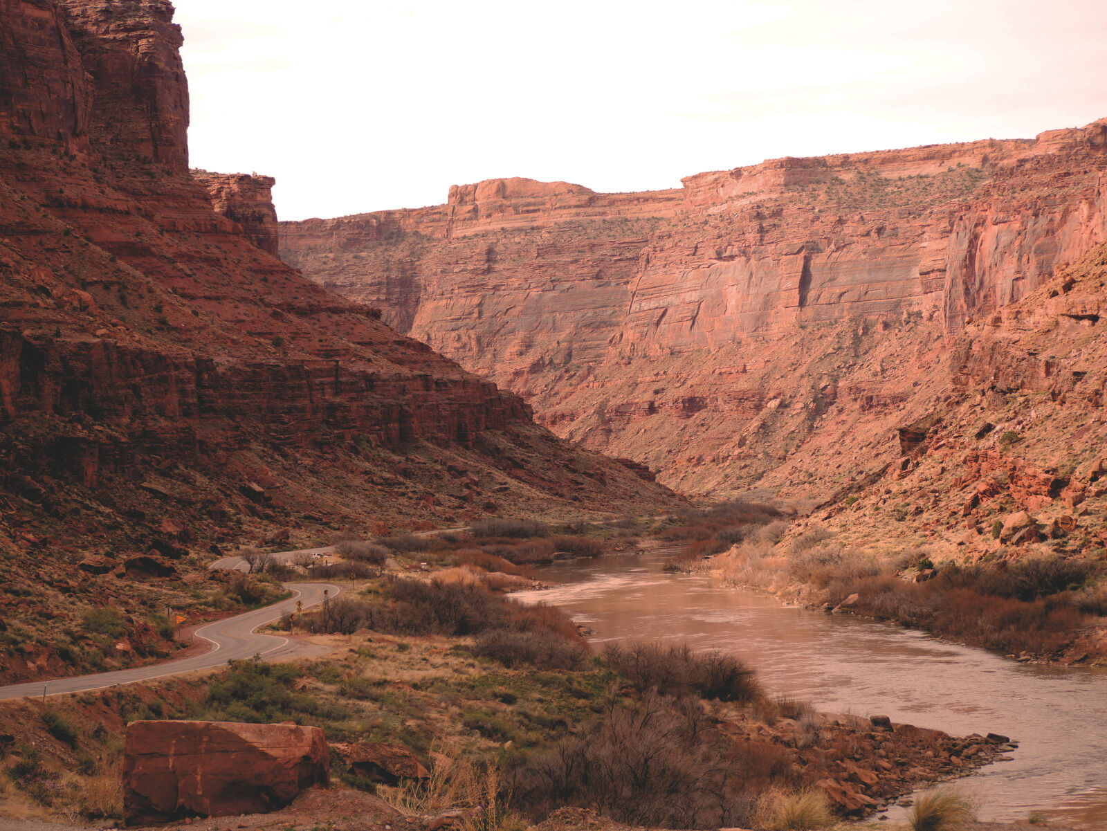 Panasonic Lumix DMC-G7 sample photo. Canyon, moab, mountain, red photography