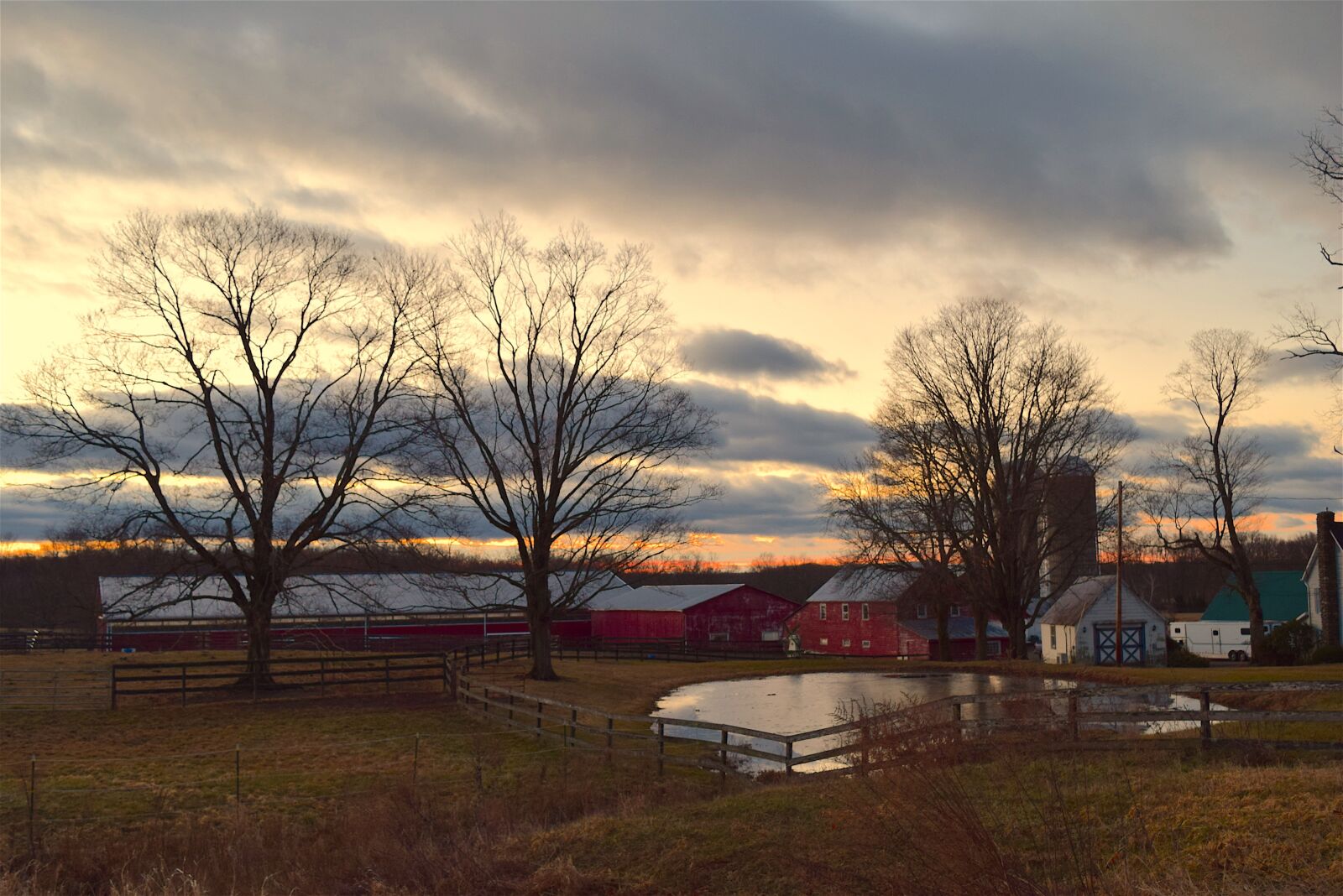Nikon D3300 sample photo. Farm, sunrise, field photography
