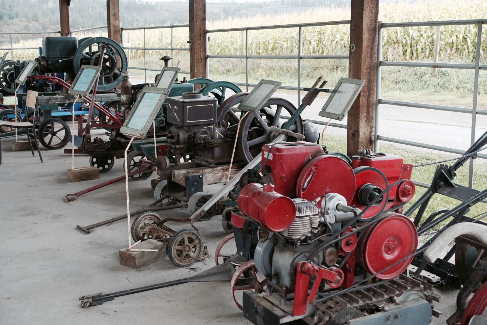 Sony Cyber-shot DSC-RX100 III sample photo. Machinery, display, harvesting photography