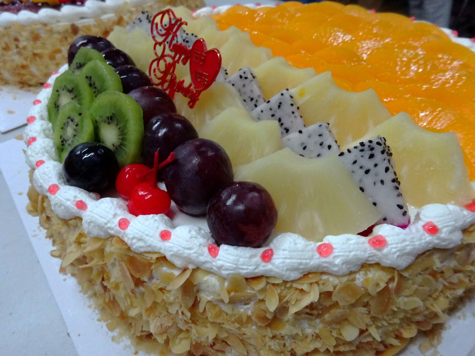Sony Cyber-shot DSC-WX350 sample photo. Birthday, cake, fruit, party photography