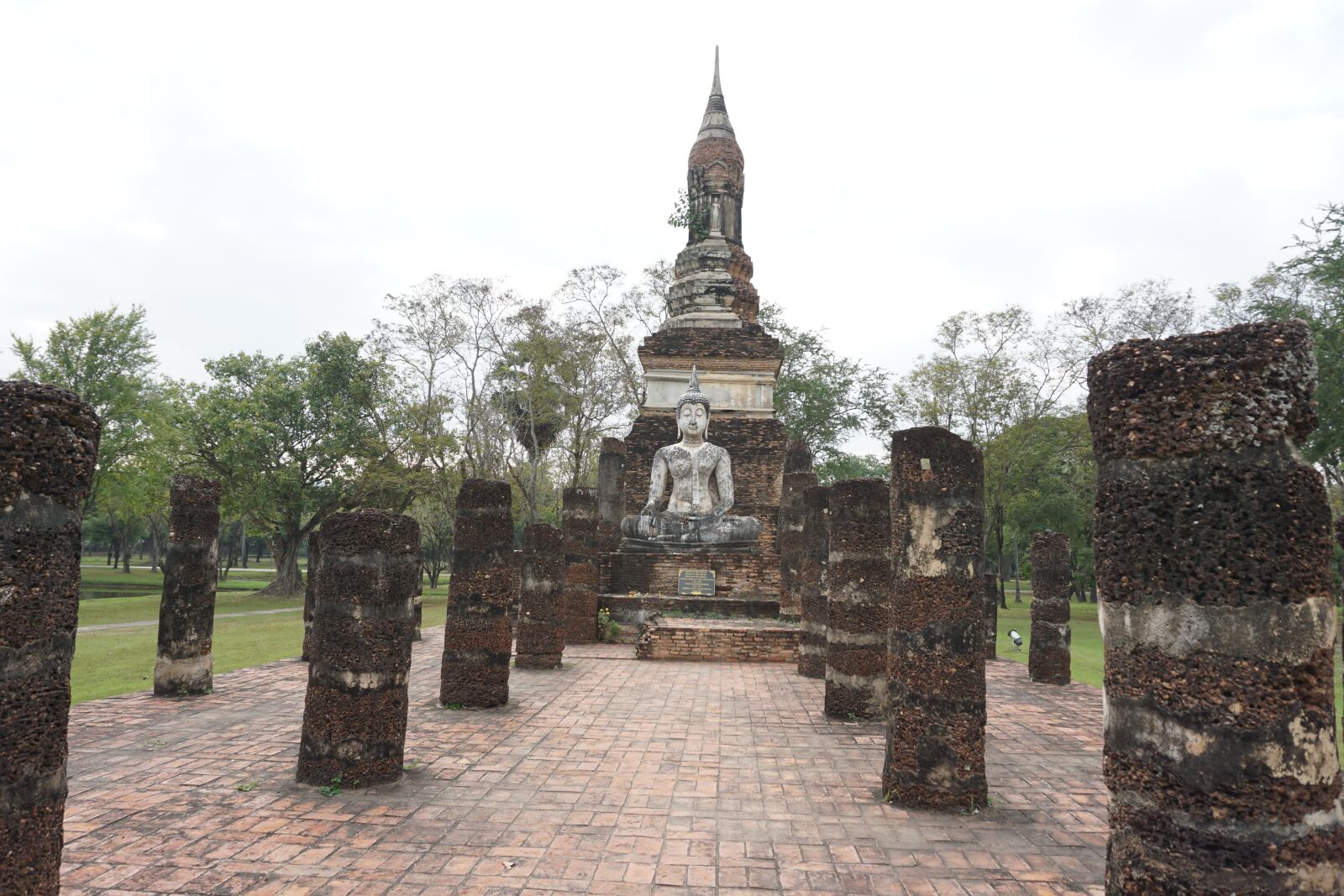Sony a5100 sample photo. Temple, old city, sukhothai photography
