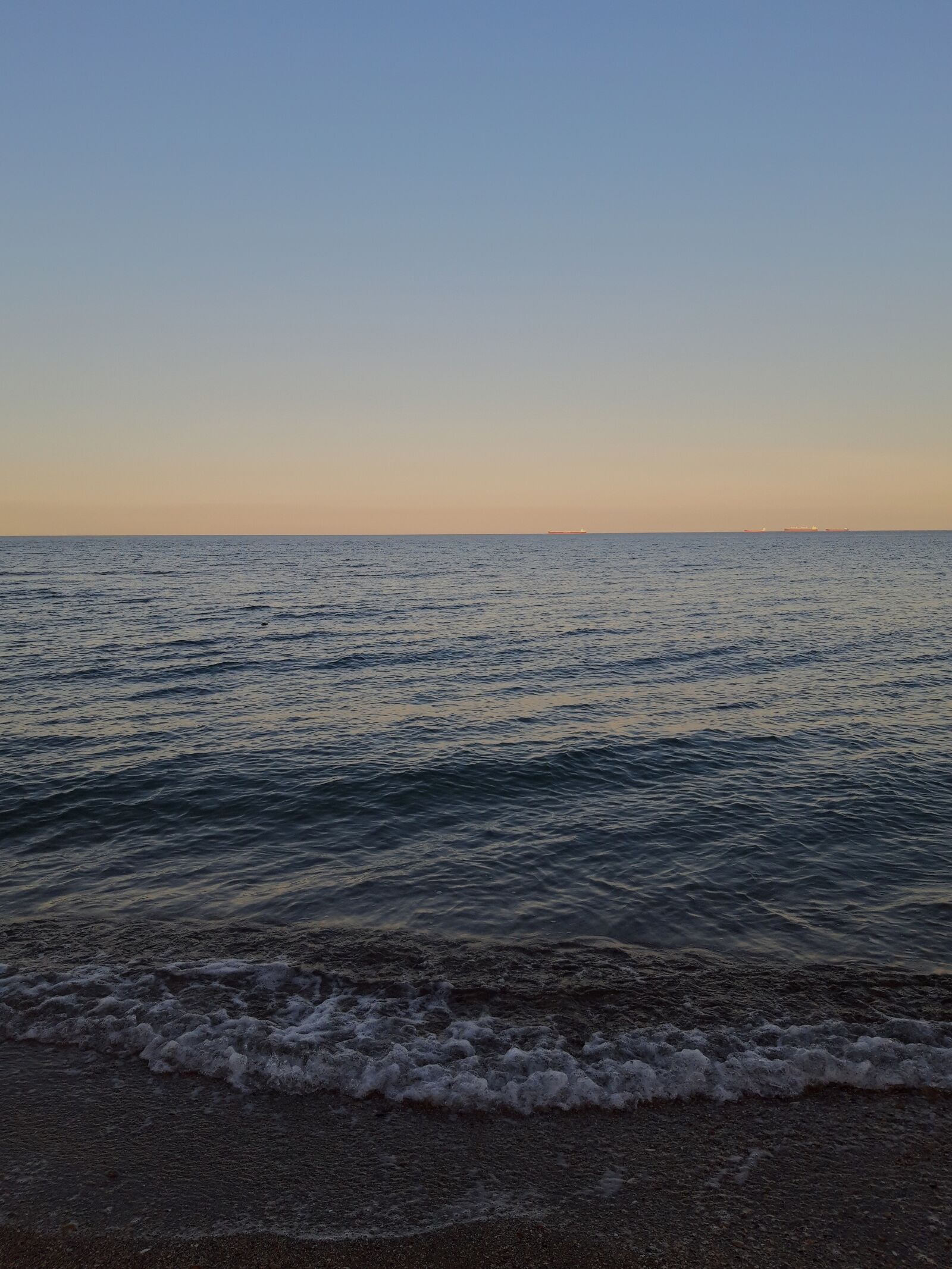 Samsung Galaxy A6 sample photo. Sea, sunset, beach photography